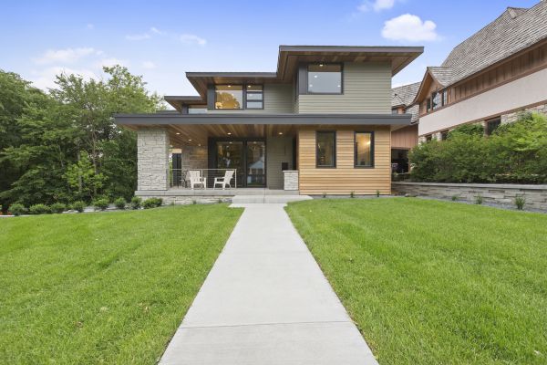 Modern Landscaping in Venice